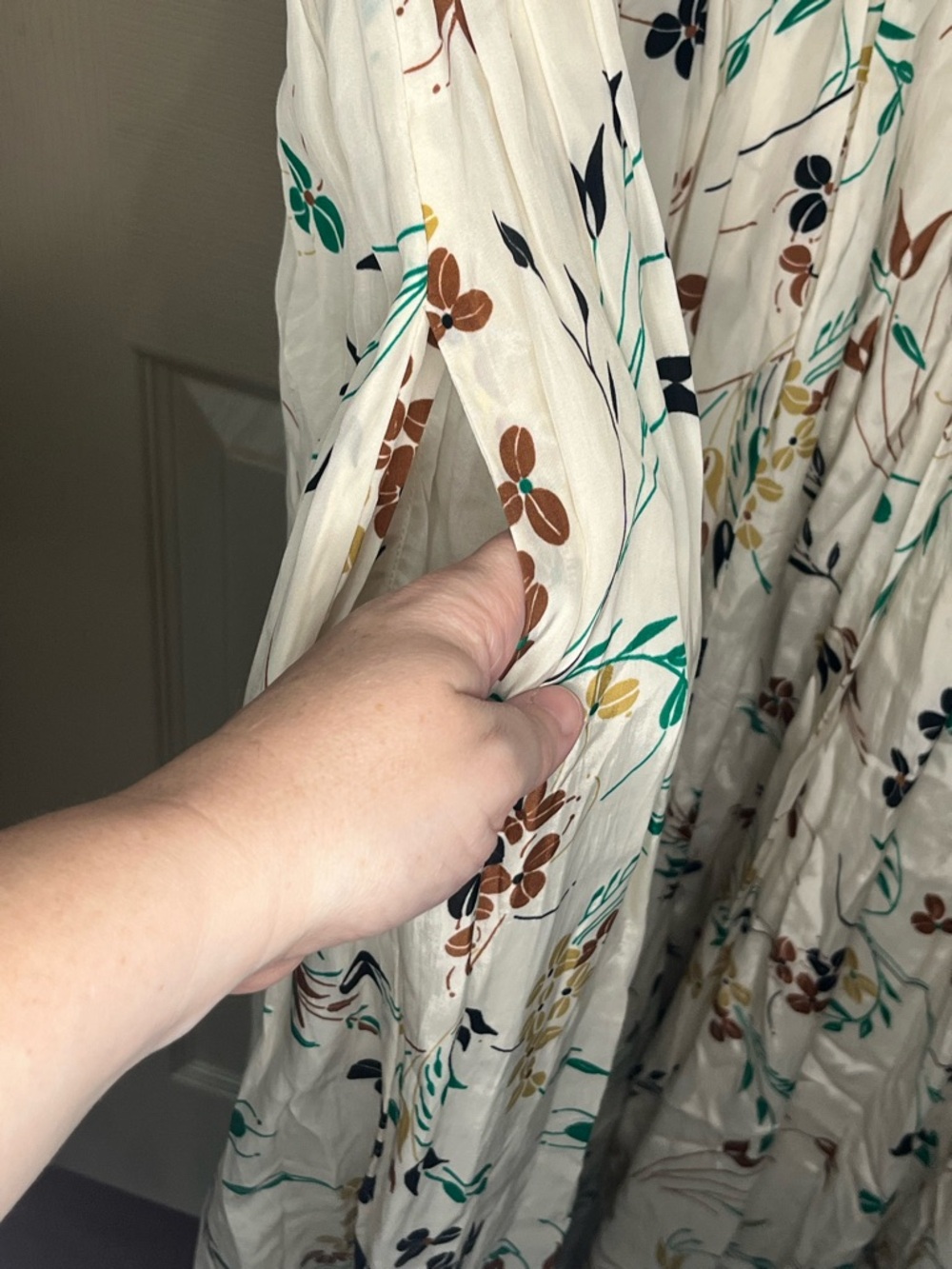 Anthropologie 24W Printed V-Neck Maxi Dress floral crochet bodice ivory, boho - Picture 3 of 10